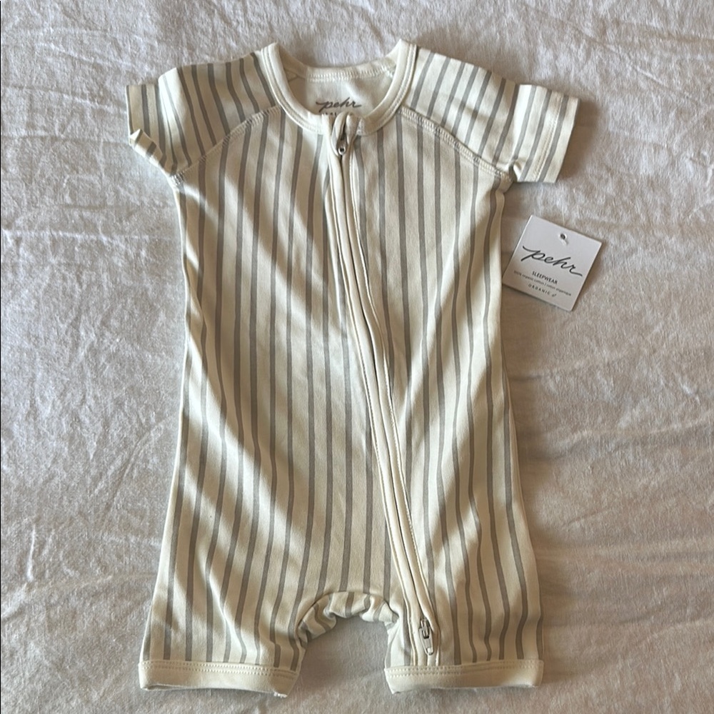 Pehr organic cotton 2 way zip shortie 3-6 month